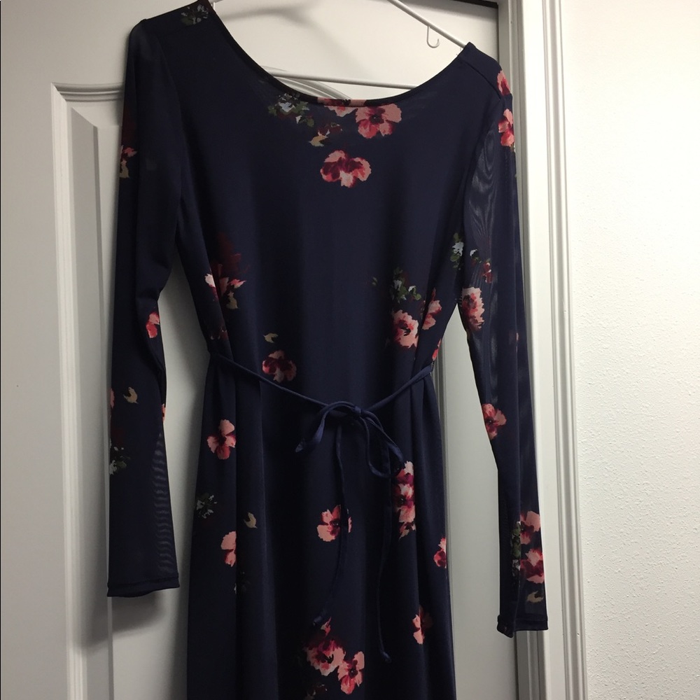 Maternity Dress - Picture 2 of 5